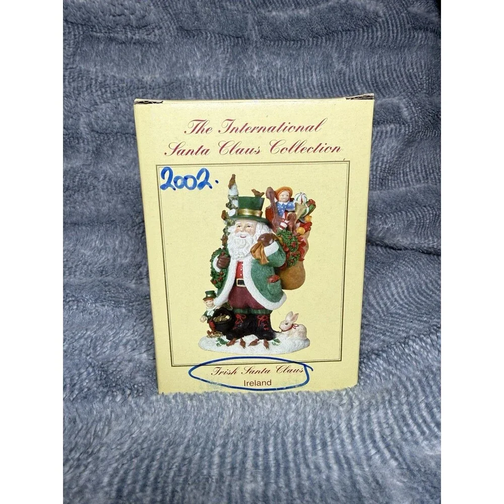 2002 International Santa Claus Collection SC61 Irish Santa Claus Ireland Boxed